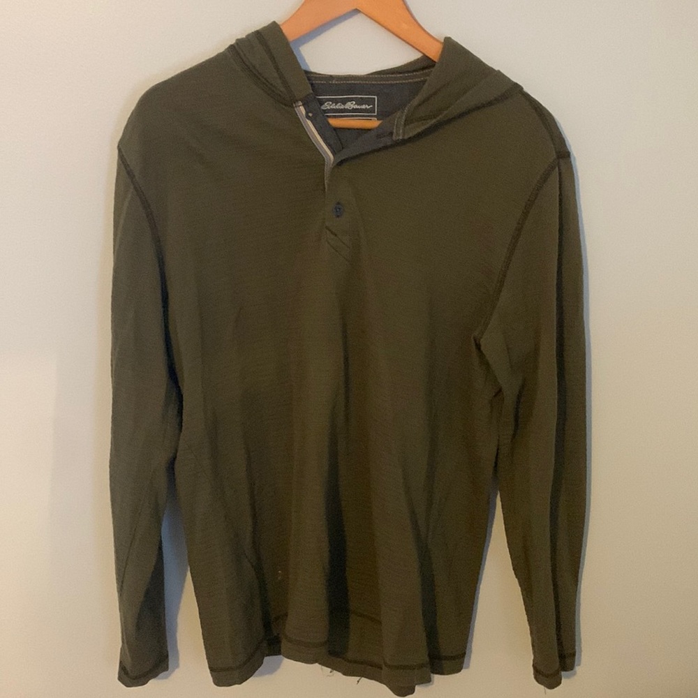 Eddie Bauer long sleeve quarter button t-shirt